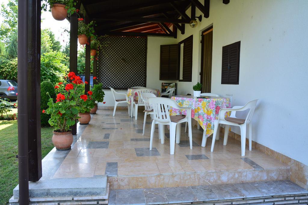 Villa Rozsa Nyaralohaz à Balatonboglár Extérieur photo